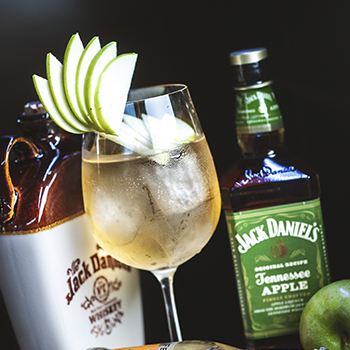 Gin&tonic de Ginmare de Gin Mare y Fever Tree Mediterranean Tonic Water rosa